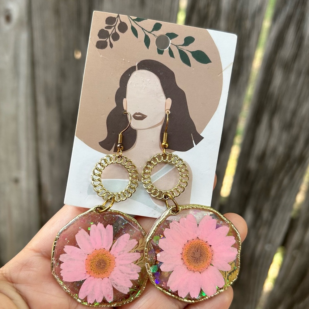 - Handmade resin earrings flower